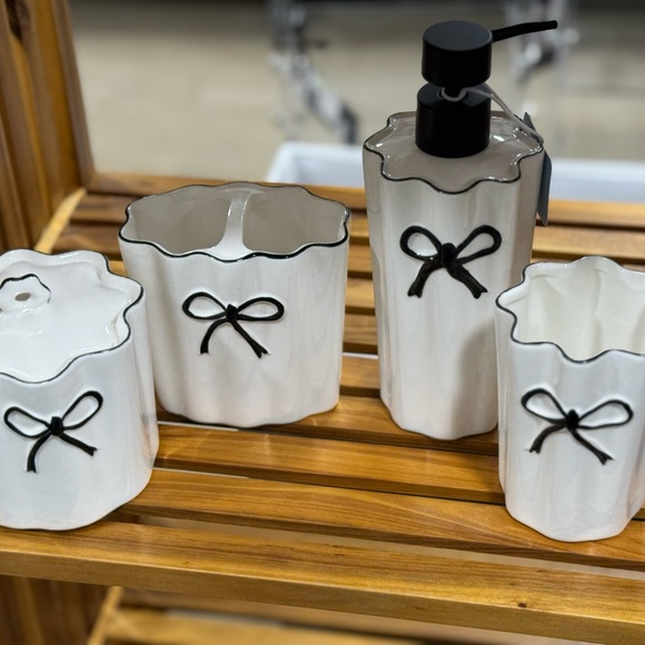 Elegant White Ceramic Bath Set with Black Accents
